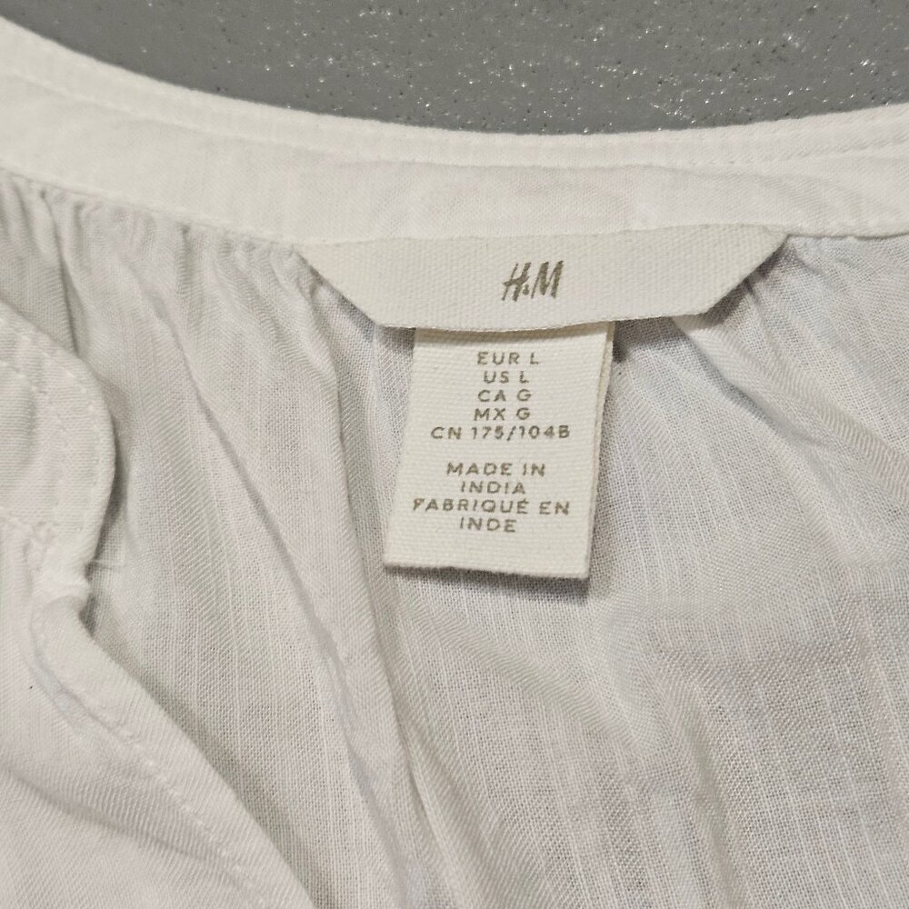 H&M Lightweight Short Sleeve Blouse szL - Picture 8 of 10